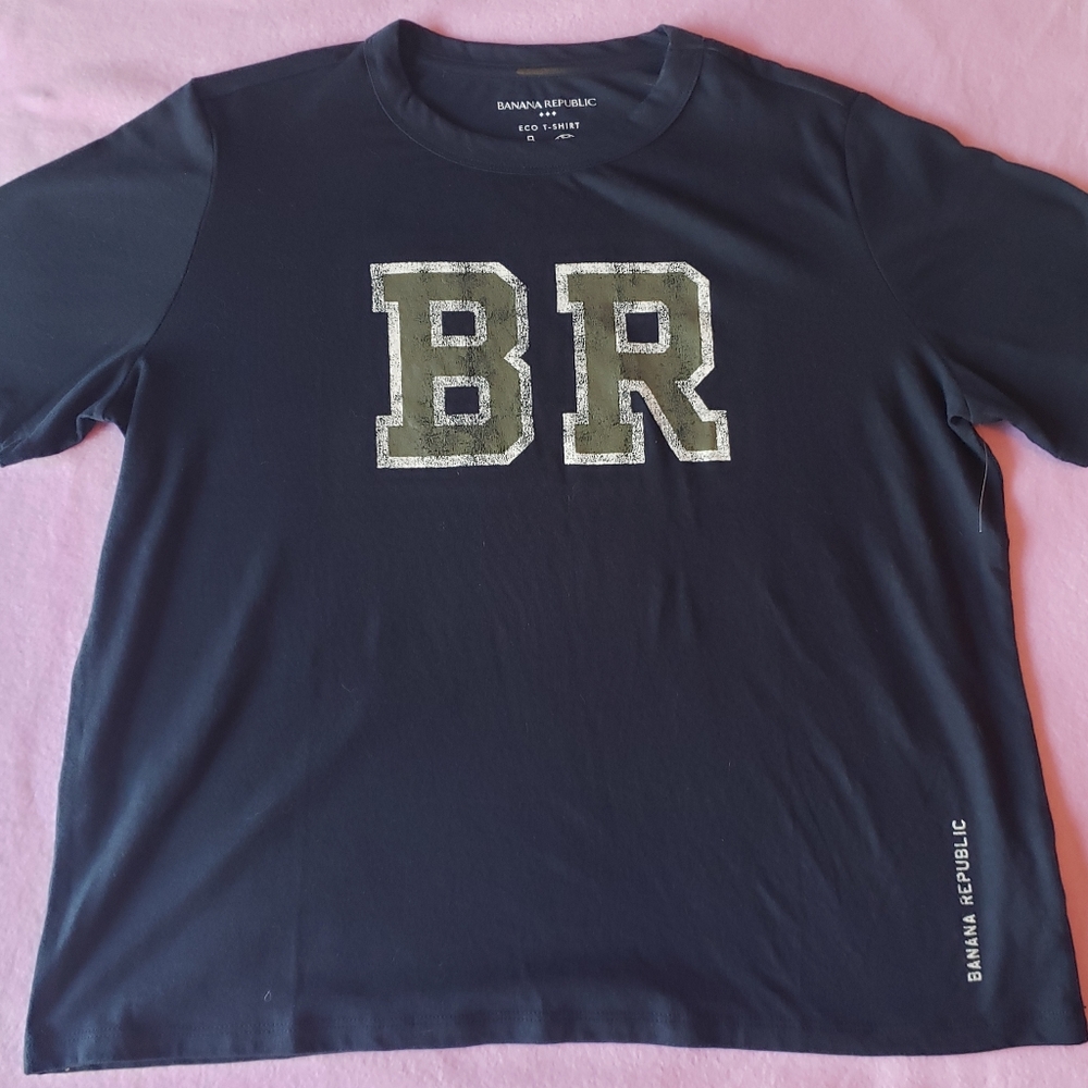 4 Pcs Banana Republic Shirt